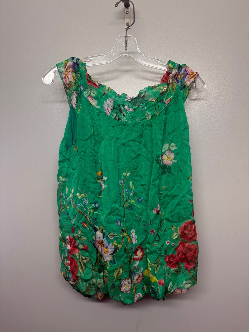 Tendenze Silk Green Floral Sleeveless Bubble Hem Blouse